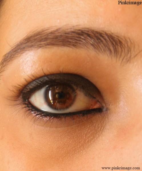Read more about the article Easiest smokey eye ever!