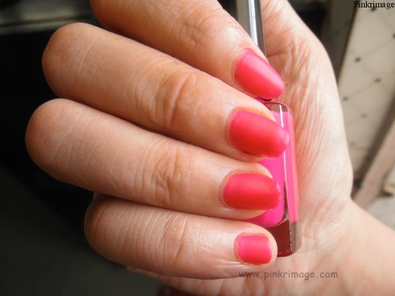 You are currently viewing Faces Matte Nail Polish Bubblepop- Review & NOTD
