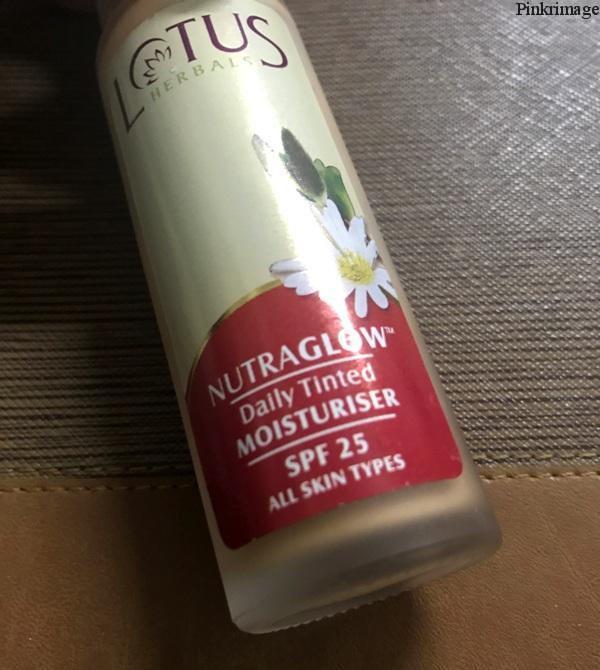 Lotus Herbals Nutraglow Daily Tinted Moisturizer Review