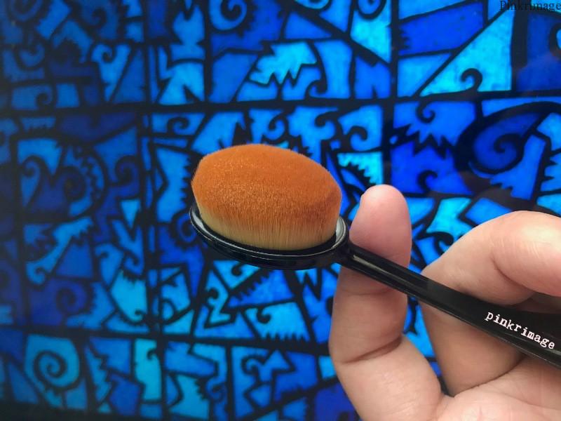 Read more about the article Nykaa BlendMaster Contour Oval Brush – How to Contour + Review