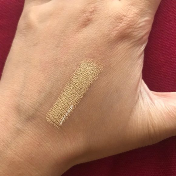 MAC studio fix perfecting stick nc30 swatch