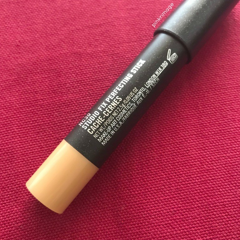 You are currently viewing MAC Studio Fix Perfecting Stick NC 30 – Review & Swatches