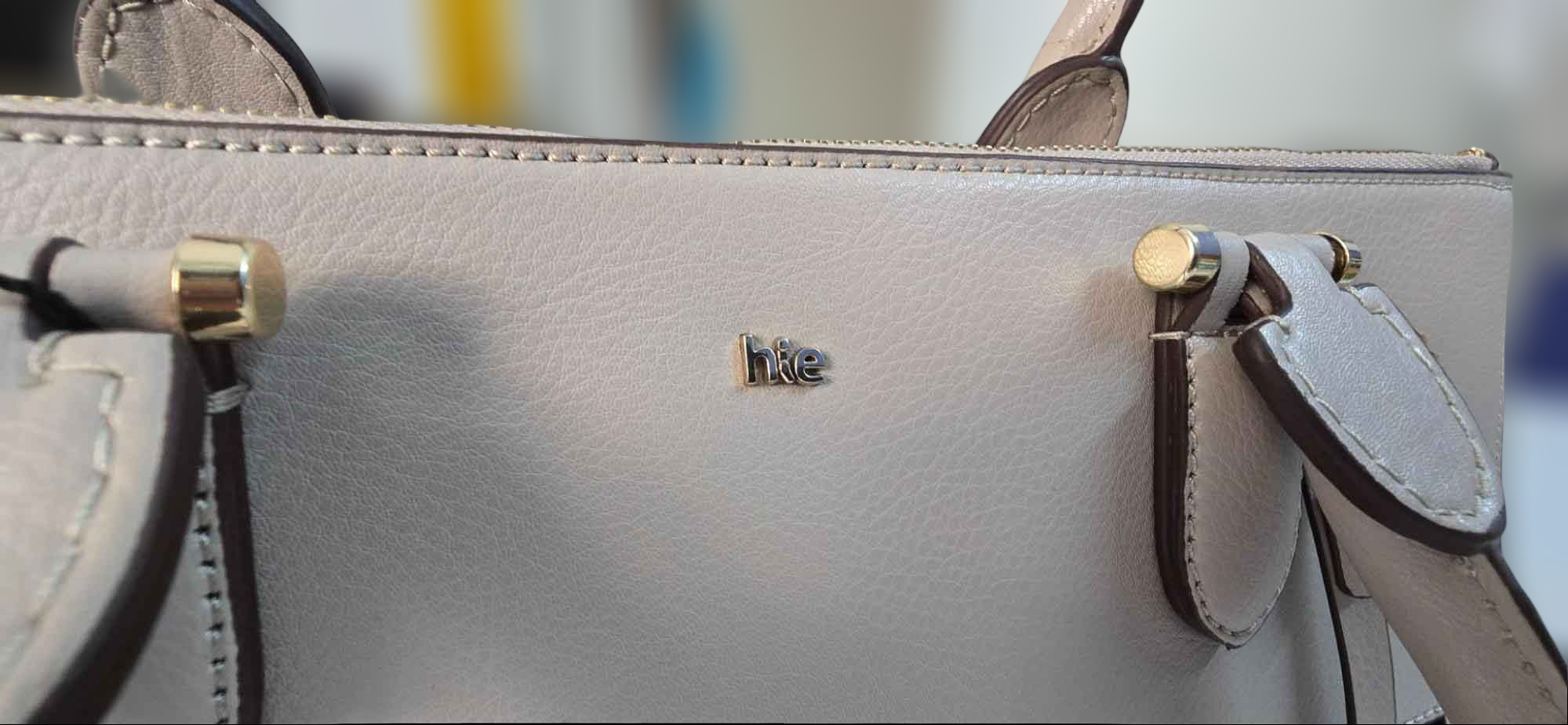 You are currently viewing Fashion Meets Practicality: My Thoughts on the Sarah Tote Bag From Hie